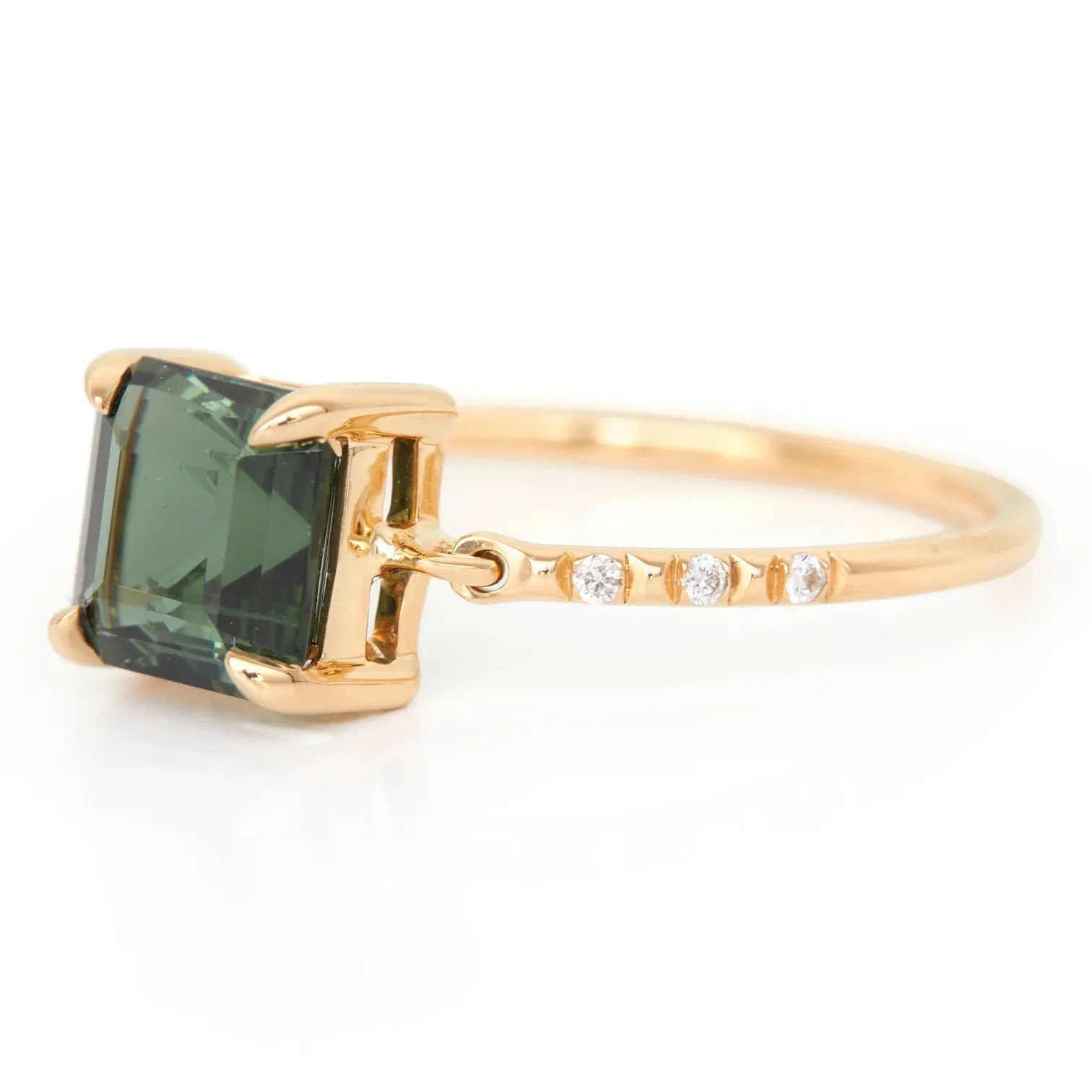 18k Gold Ascher Moss Tourmaline Petite Circle Diamond Ring