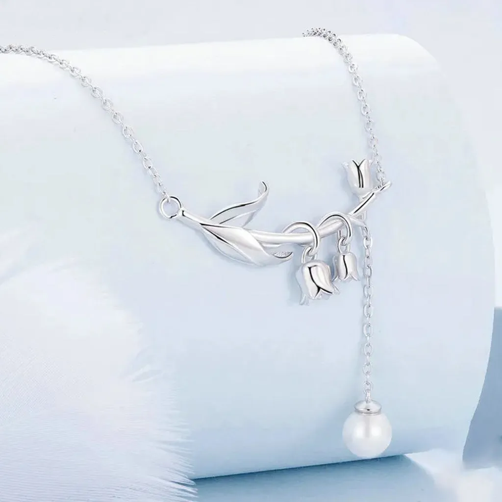 925 Sterling Silver Love Calla Lily Pearl Flower Pendant Necklace for Women