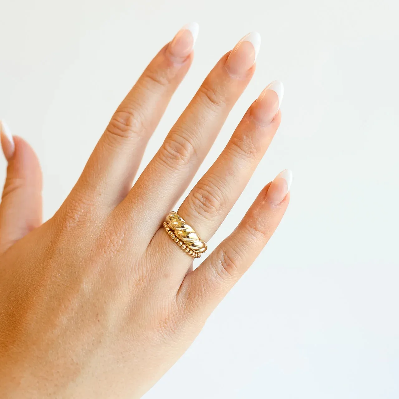 Beaded Blondes | Lexi 2MM Beaded Band Ring in Gold