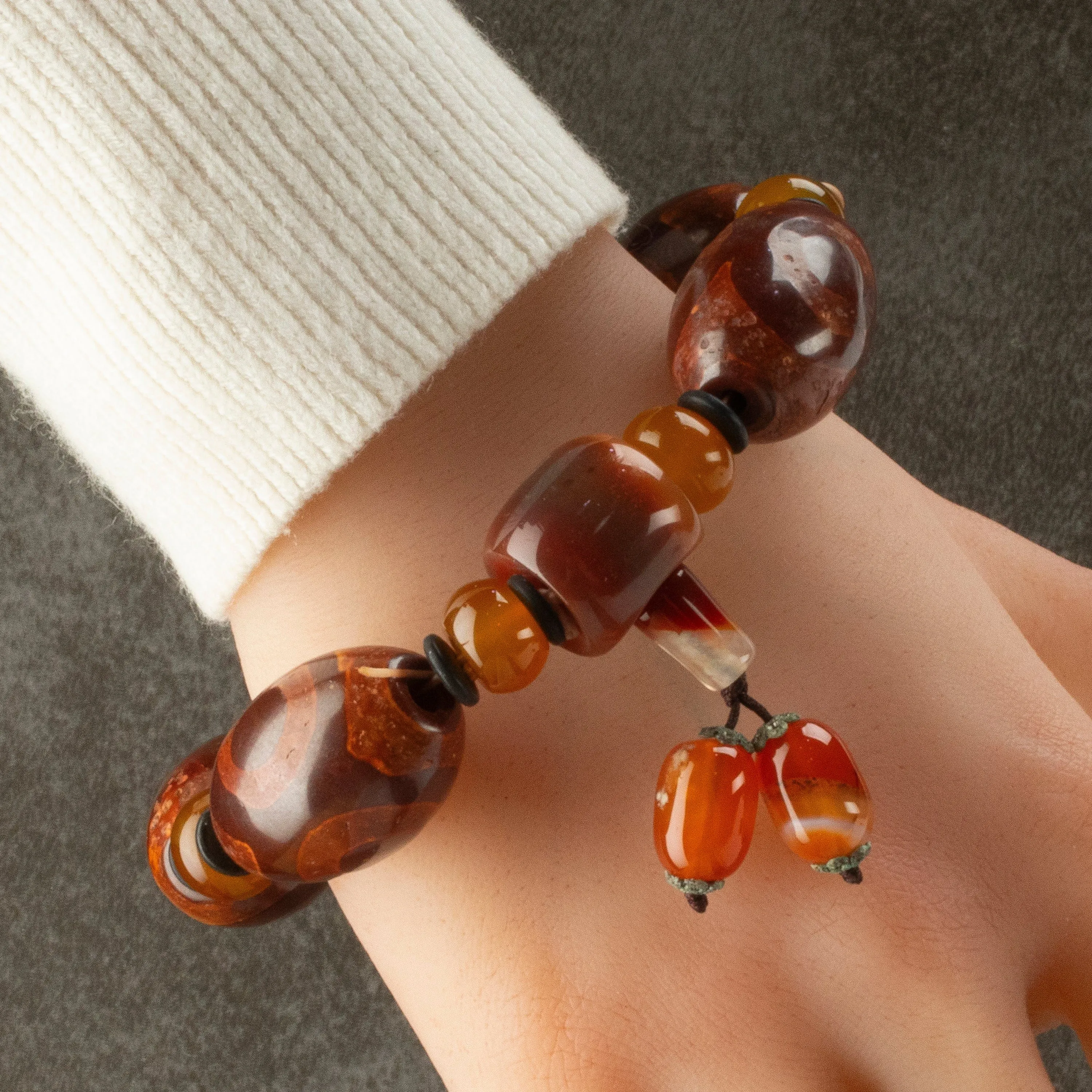 Carnelian Oval Gemstone Elastic Bracelet with Tassel