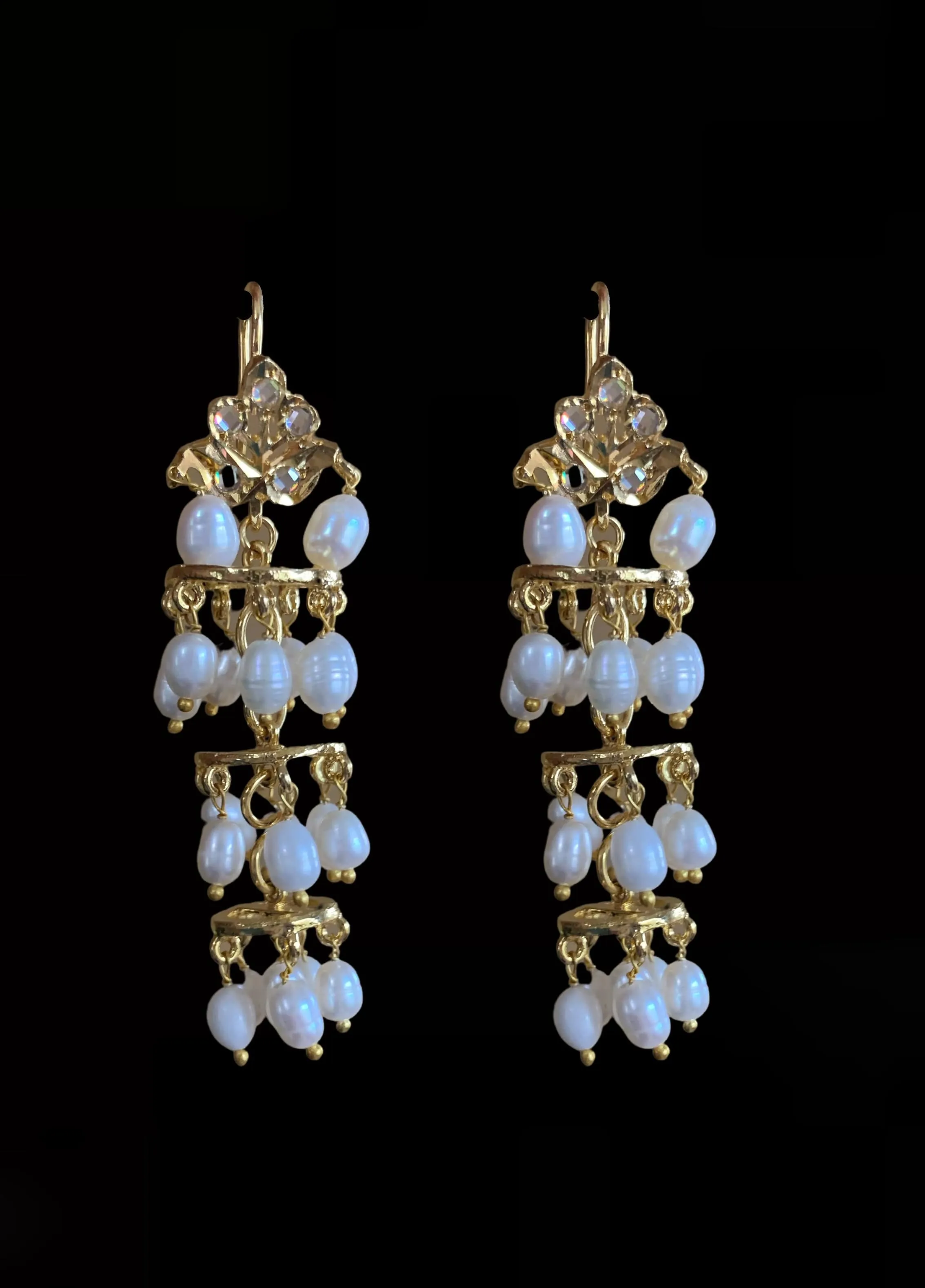 DER212 Insha jhumka in fresh water pearls ( READY TO SHIP )