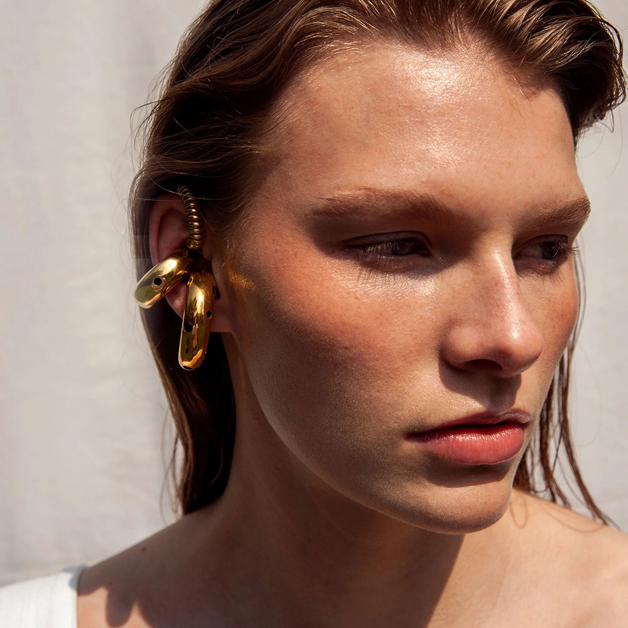 EAR CUFF MOON MEDIANO - ORO