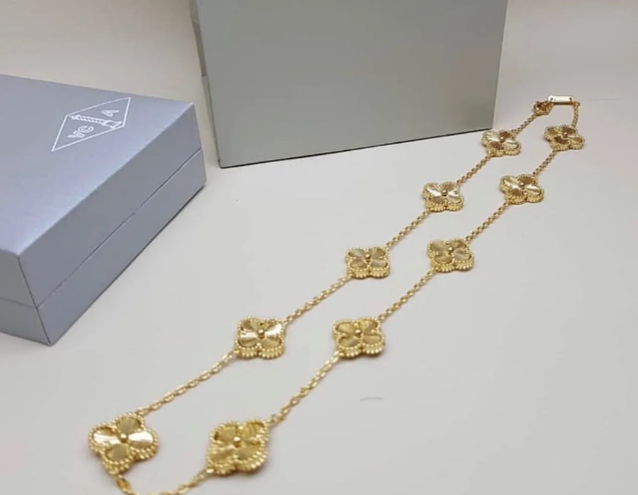 Long Chain Necklace Four Leaf Flower Style Necklaces For Women Fashion Neck Jewelry -X6017571