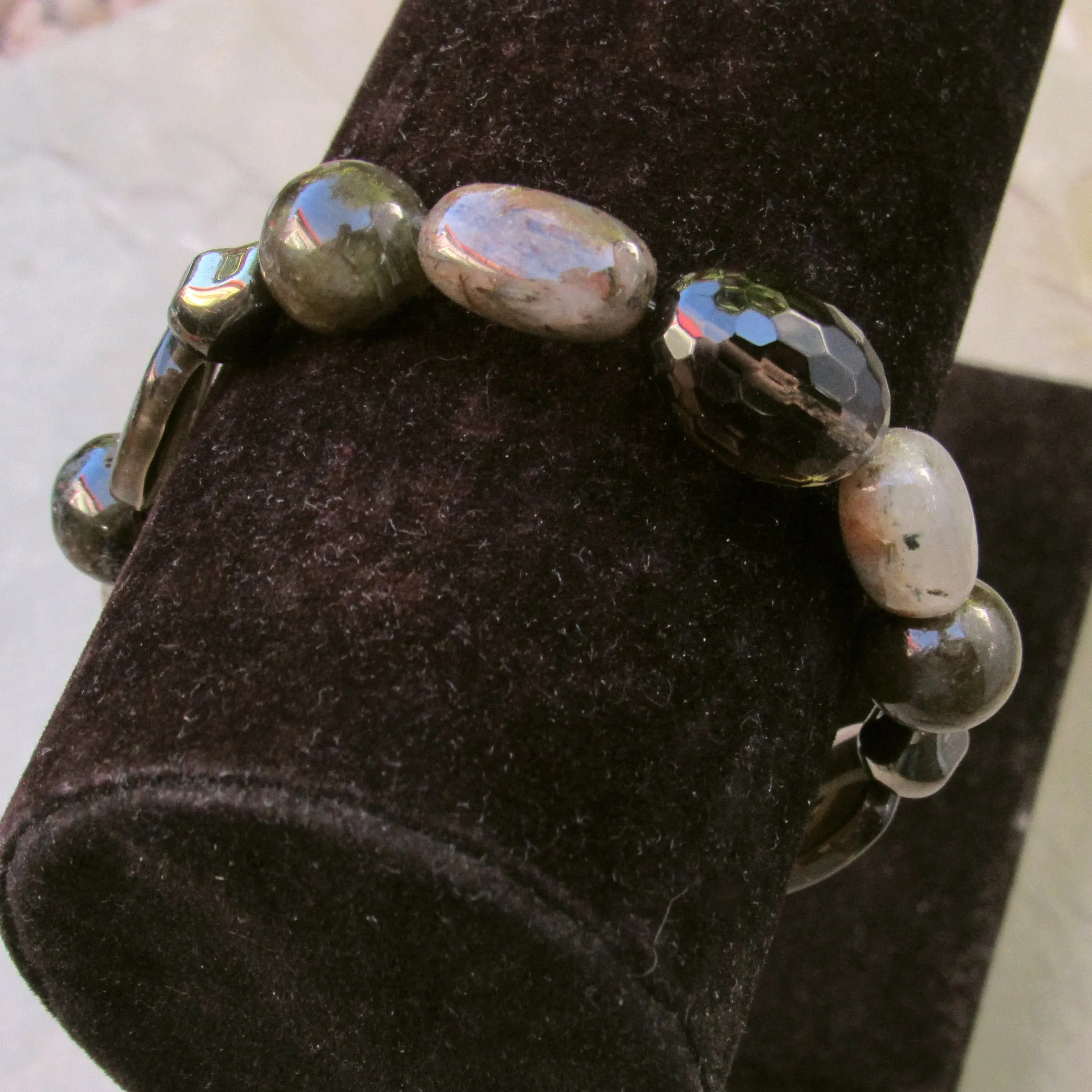 Men’s Smokey Topaz, Rutilated Quartz, Hematite Skull, Black Labradorite Stretch Bracelet