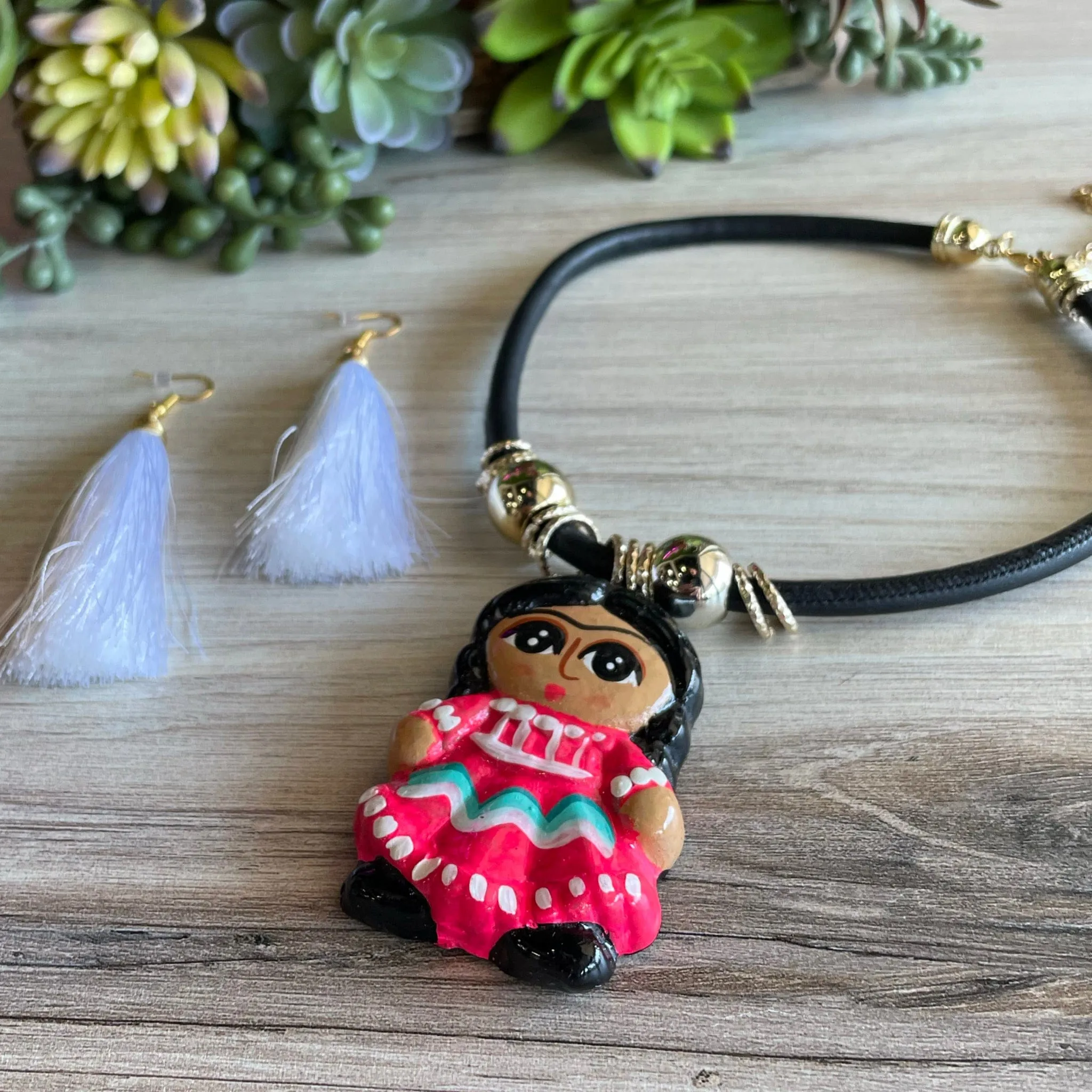 Mexican Ceramic Necklace Set - Doll