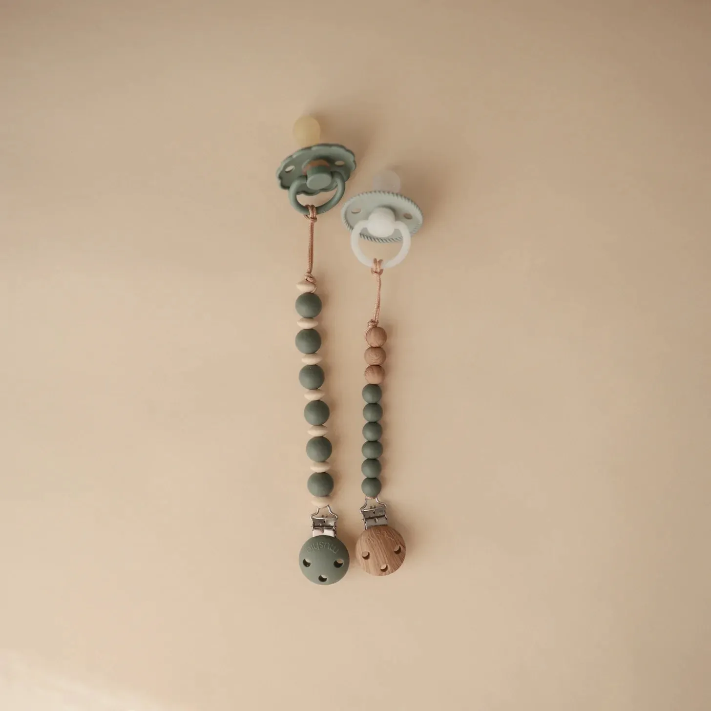 Pacifier Clip | Eva (Dried Thyme)