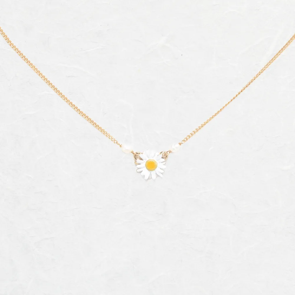 Spring Daisy Necklace