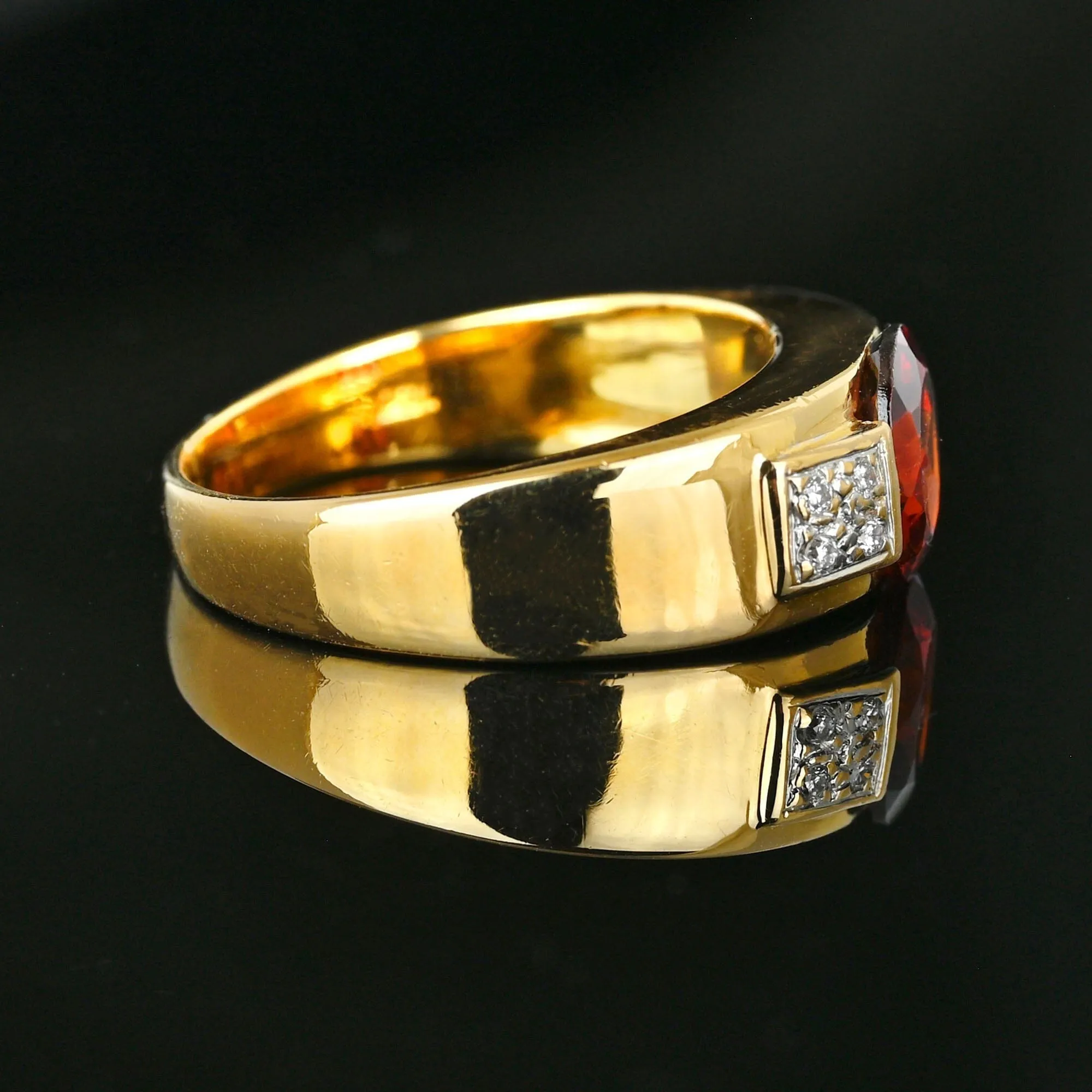 Vintage 18K Gold Diamond Accent Garnet Ring Band